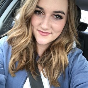 Meet your Posher, Kara